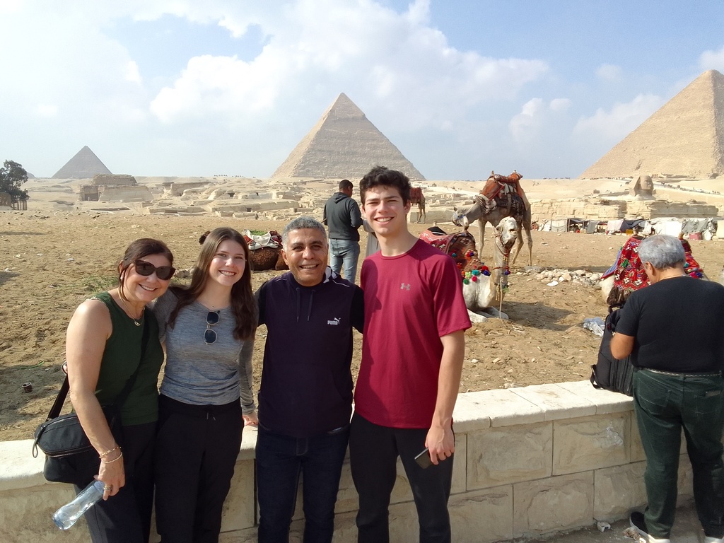 Giza Pyramids guided walking tour with a local Egyptologist